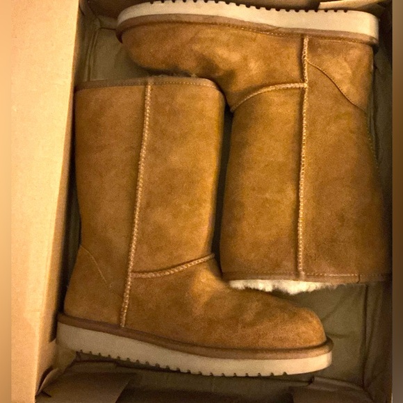 Koolaburra by UGG Boots Women's 8 Classic Koola Tall Boots in Chestnut - Picture 6 of 6